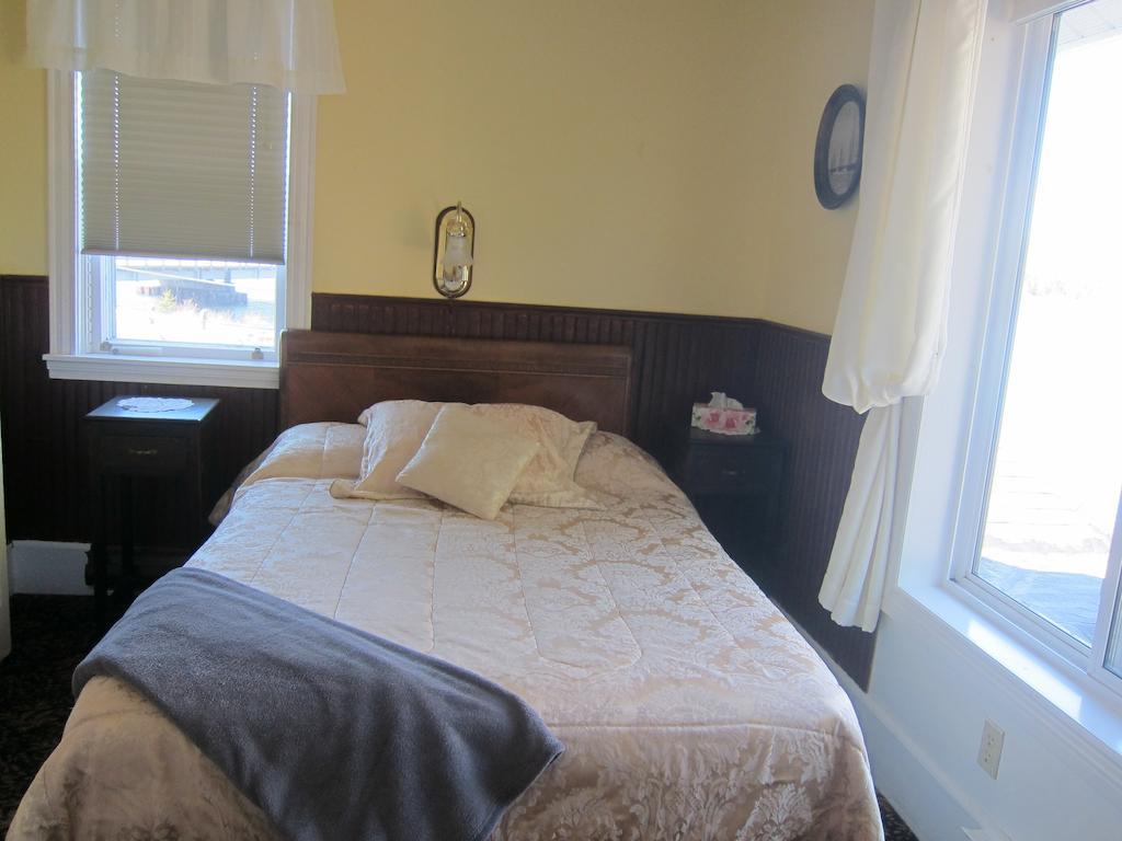 Head of Jeddore Salmon River Country Inn מראה חיצוני תמונה